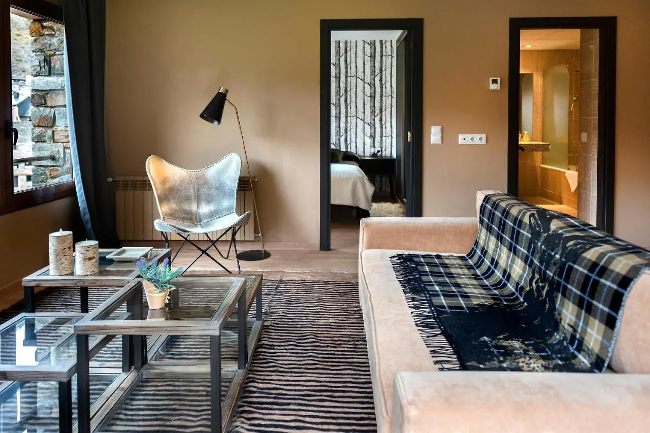 Apartaments Sant Bernat Canillo 0*,