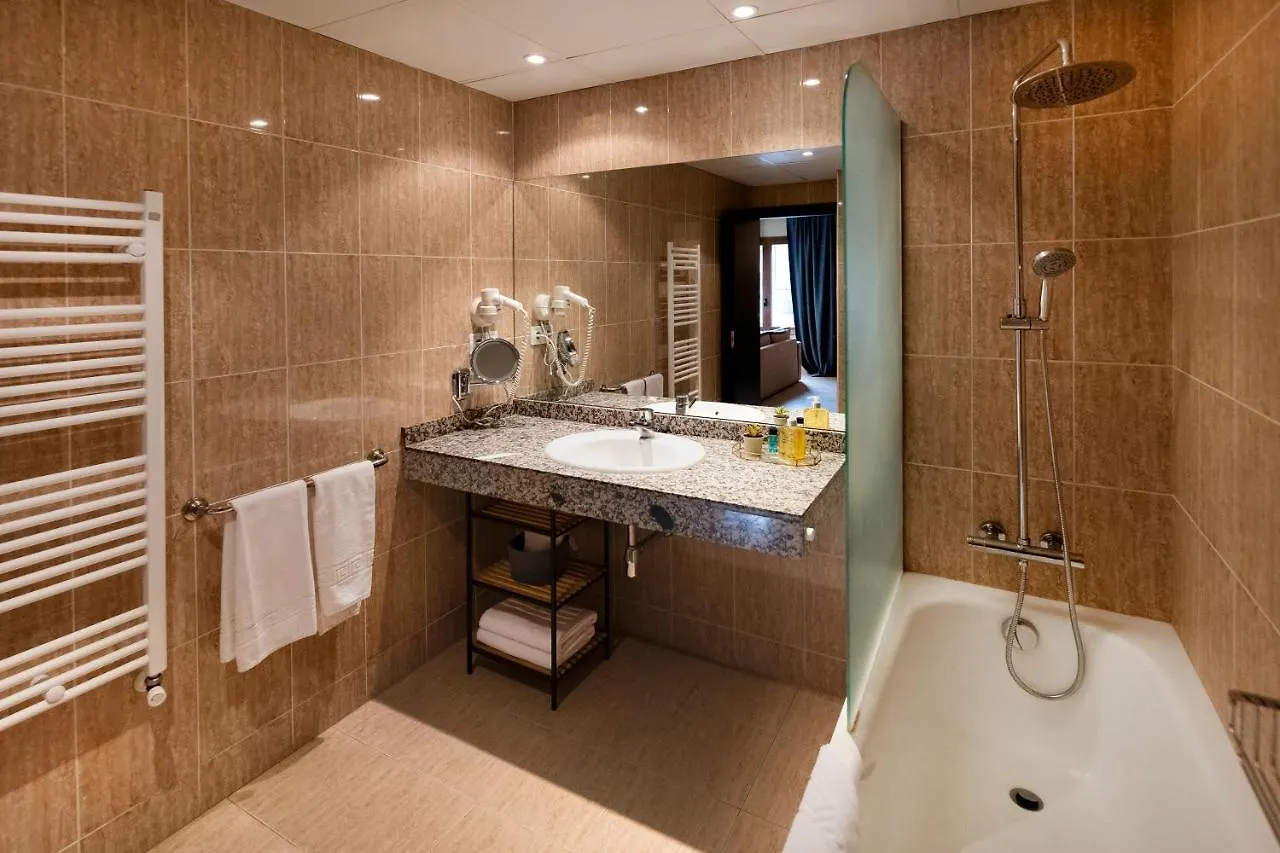 Apartaments Sant Bernat Canillo