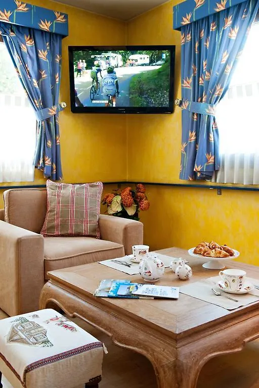 Apartaments Sant Bernat Canillo 0*,